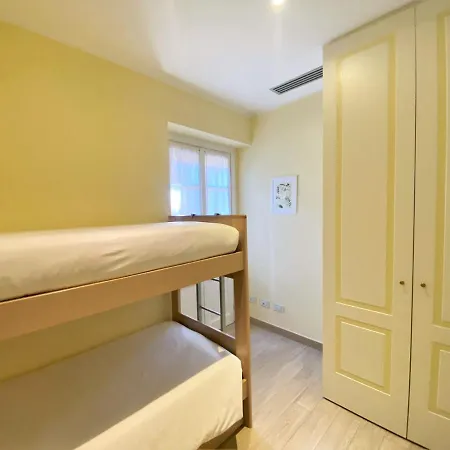 Holiday home Pescallo